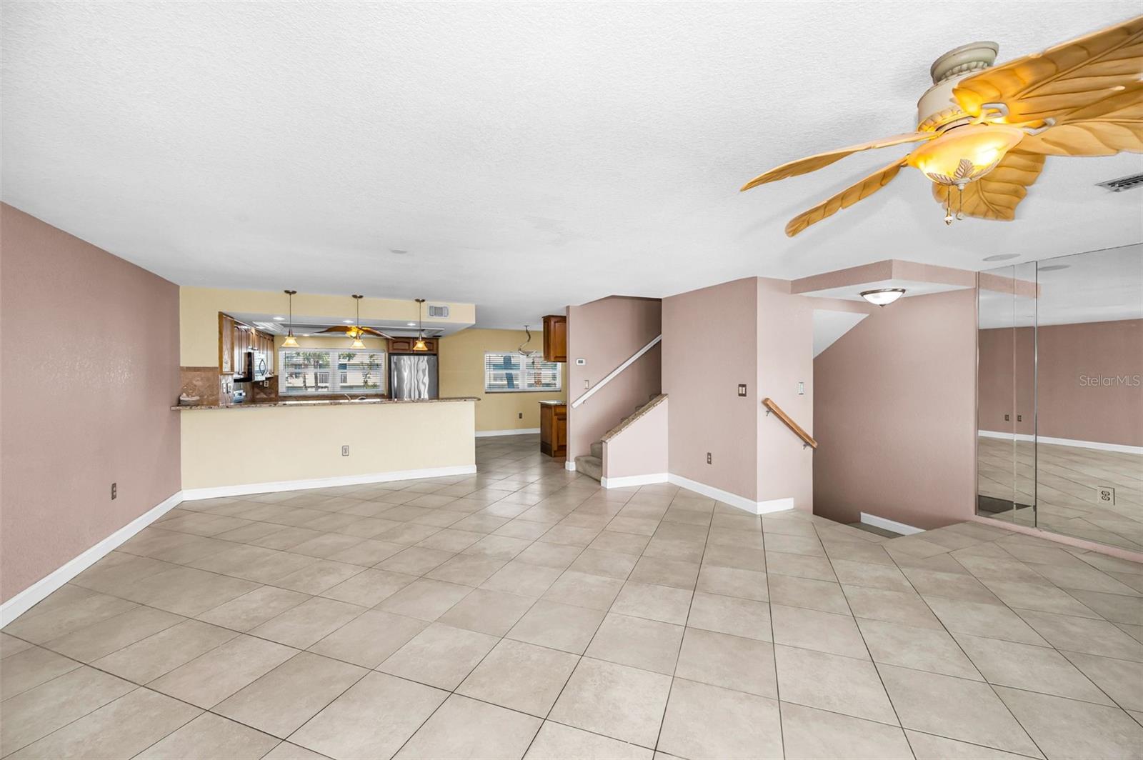 CAPRI HARBOR CONDO - Residential