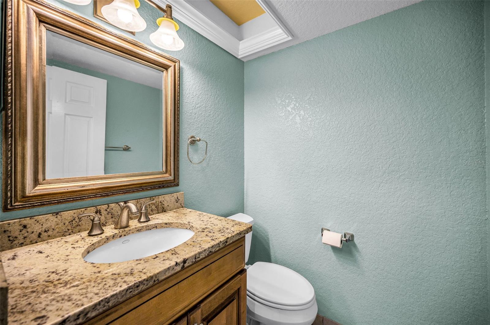 CAPRI HARBOR CONDO - Residential