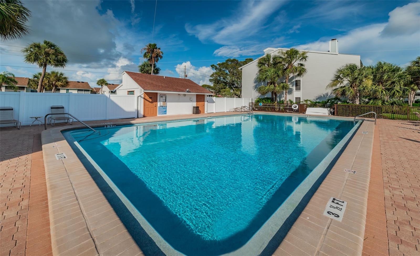 CAPRI HARBOR CONDO - Residential