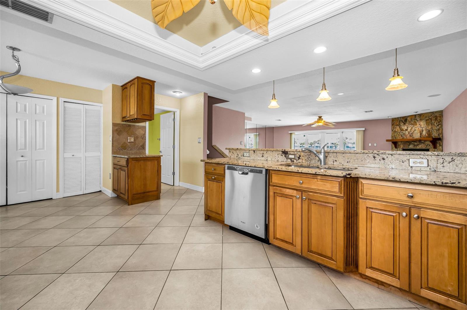 CAPRI HARBOR CONDO - Residential