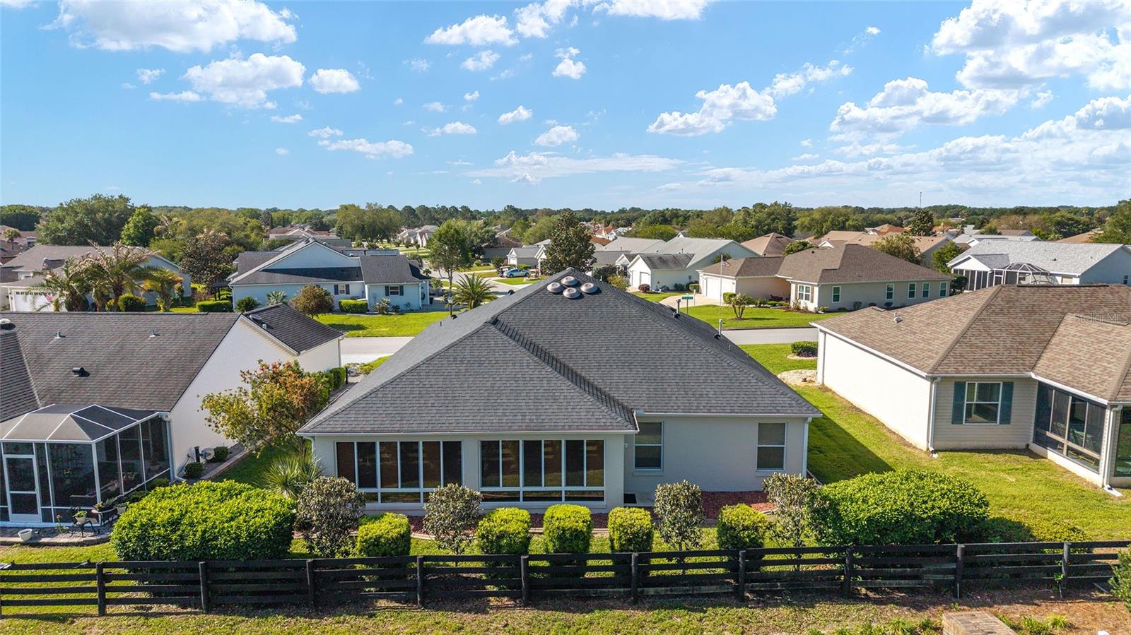 VILLAGES/MARION UN 44 - Residential