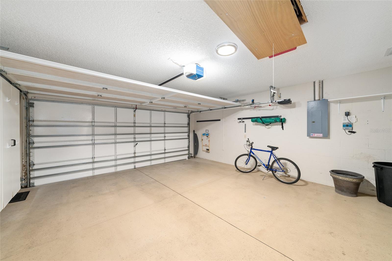 VILLAGES/MARION UN 44 - Residential