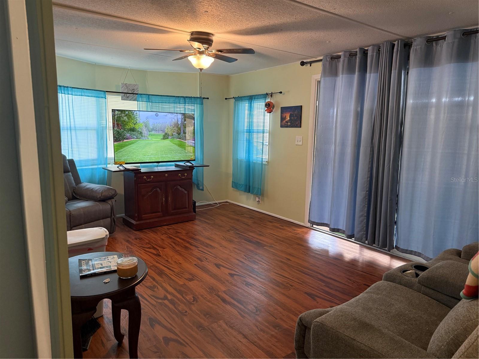 HIGH POINT SUB UNIT 3 BLK 24 LOT 3 ORB 1404 PG 167 - Residential