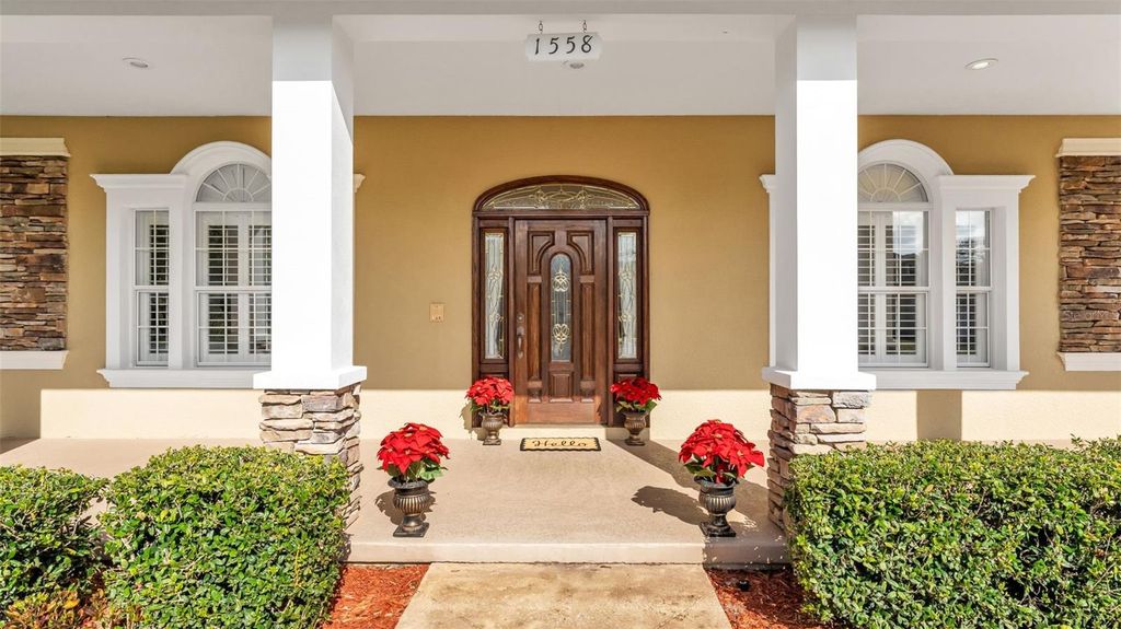 Photo of 1558 Yorkshire Trail, Lakeland, FL 33809 (MLS # A4676701)