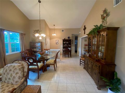 A home in LONGWOOD