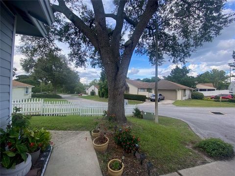 A home in LONGWOOD
