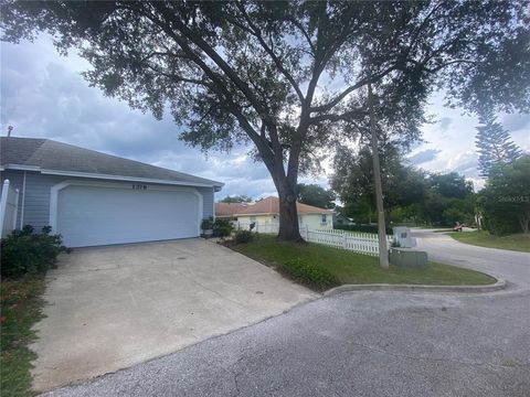 A home in LONGWOOD
