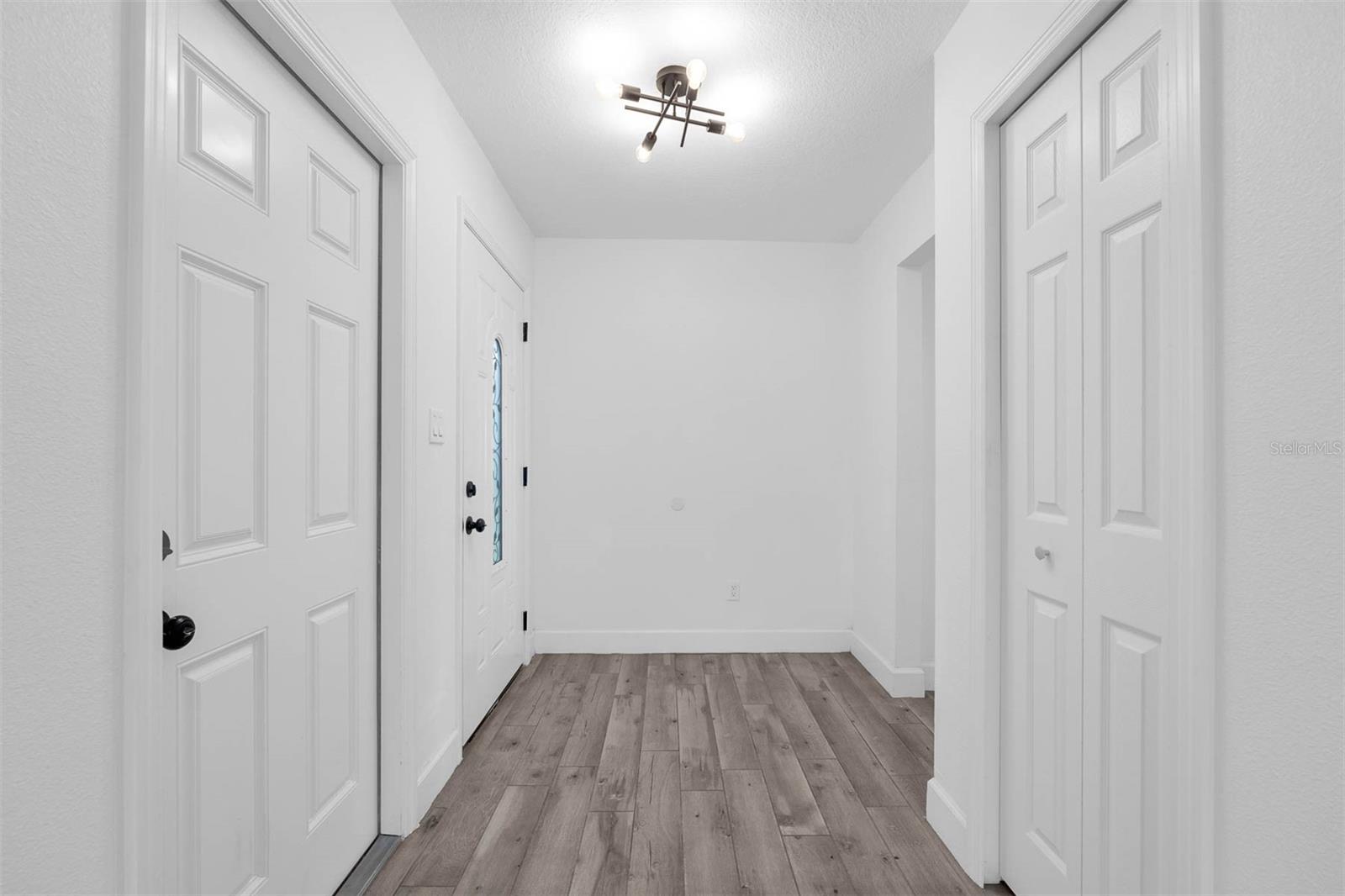HOWELL BRANCH WOODS - Residential