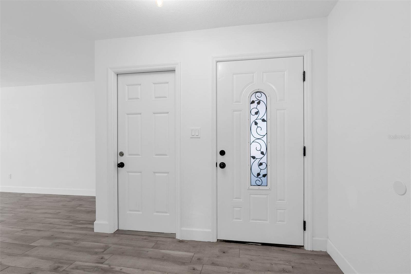 HOWELL BRANCH WOODS - Residential