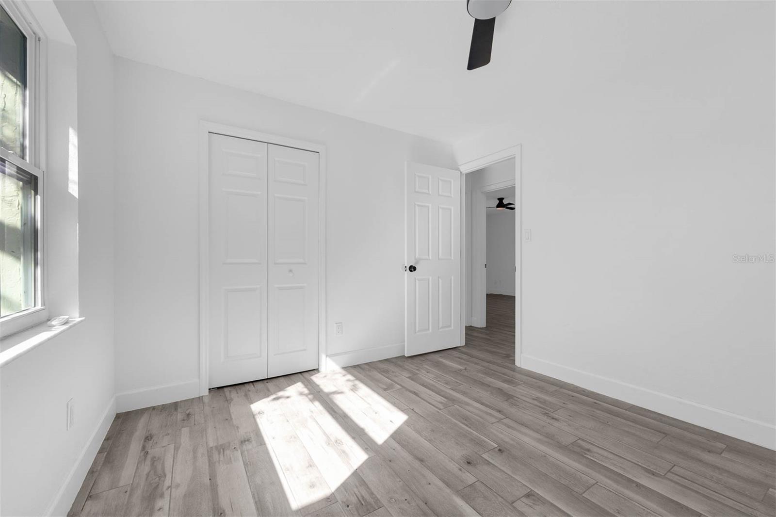 HOWELL BRANCH WOODS - Residential