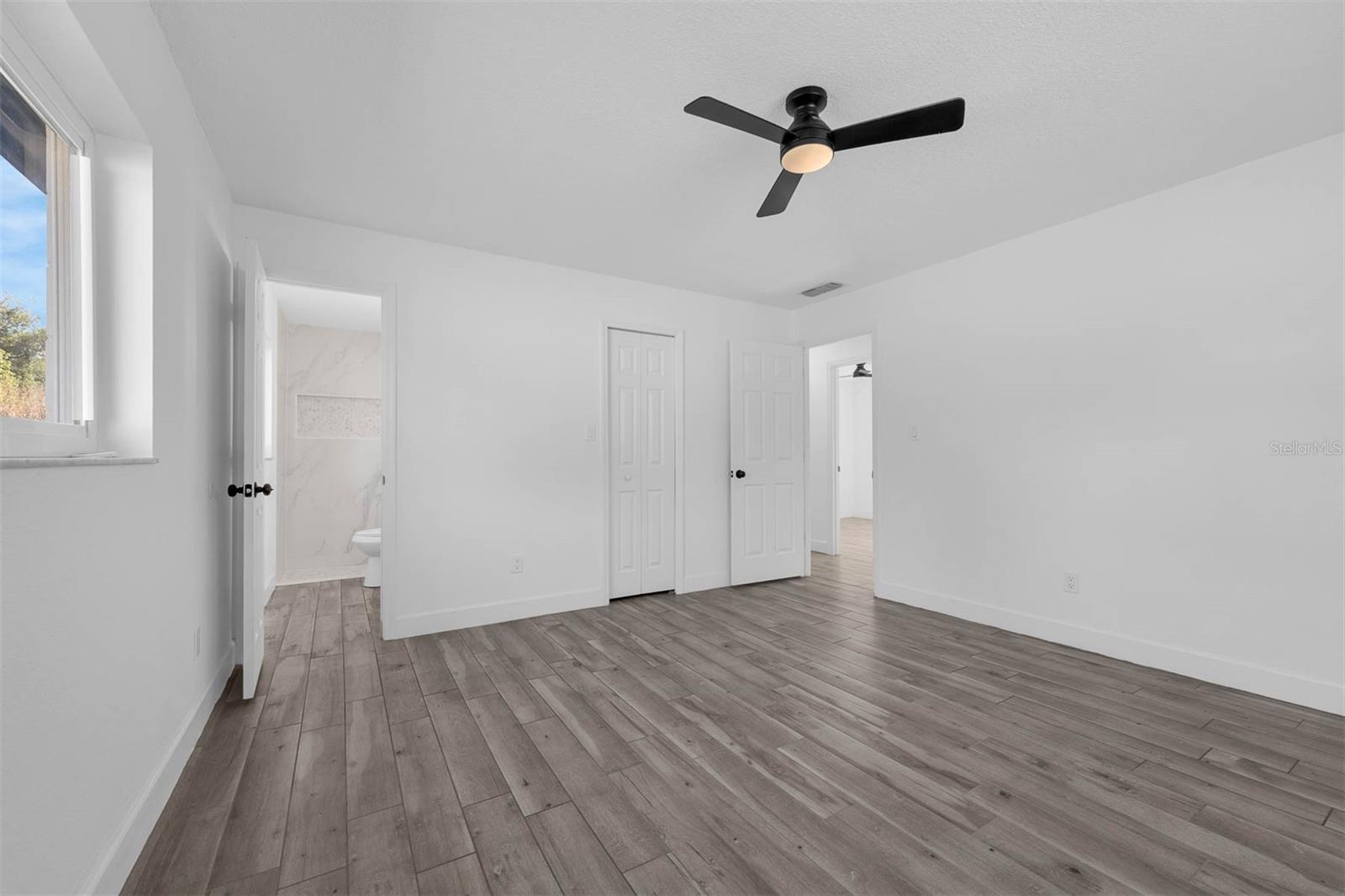 HOWELL BRANCH WOODS - Residential