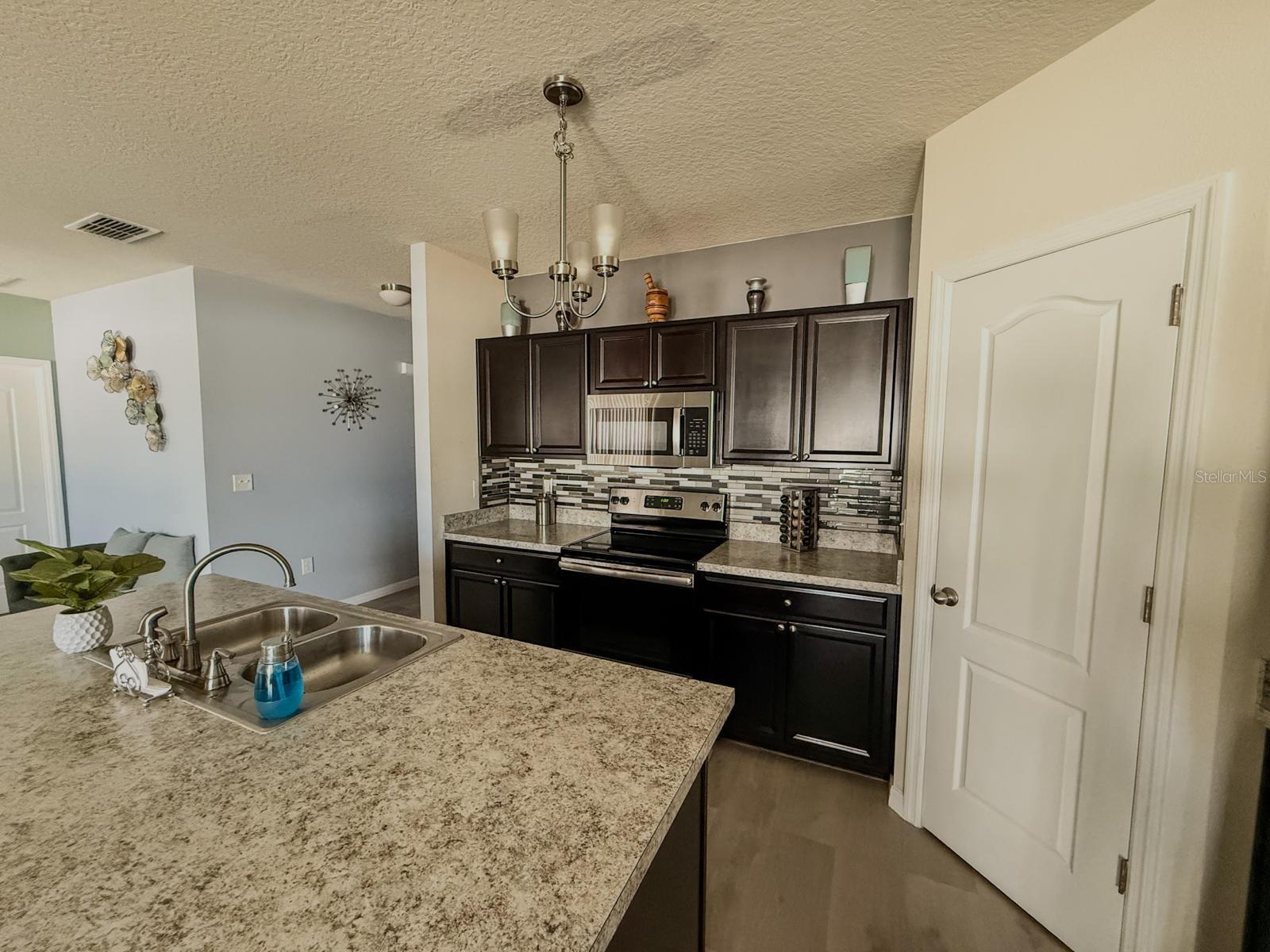 HIGHLANDS MDWS PH 4A - Residential