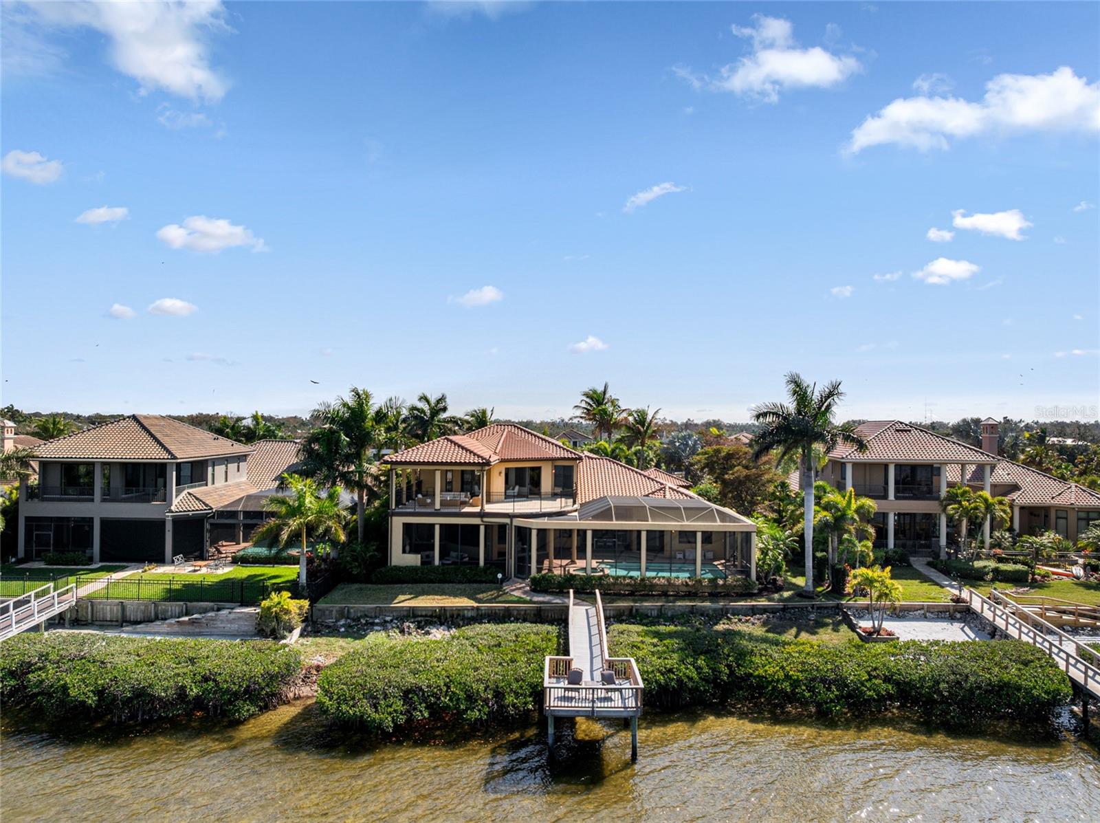 HAWK ISLAND - Residential