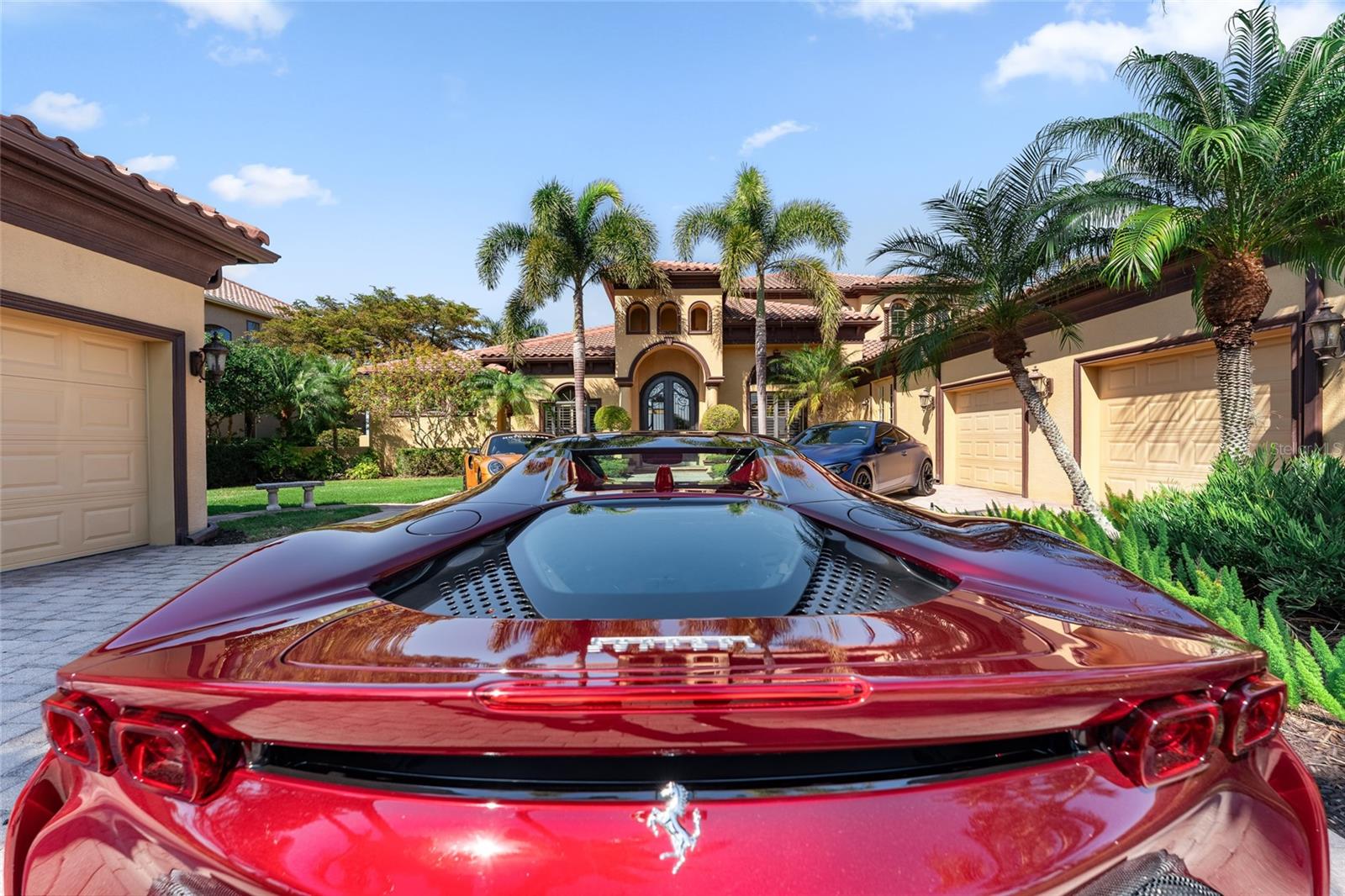 HAWK ISLAND - Residential