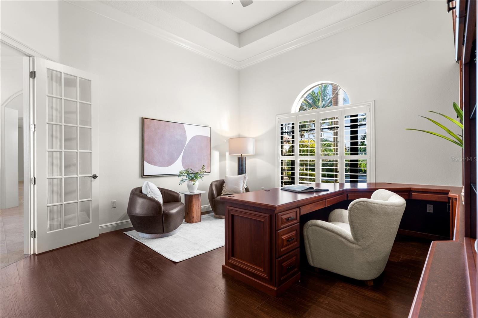 HAWK ISLAND - Residential