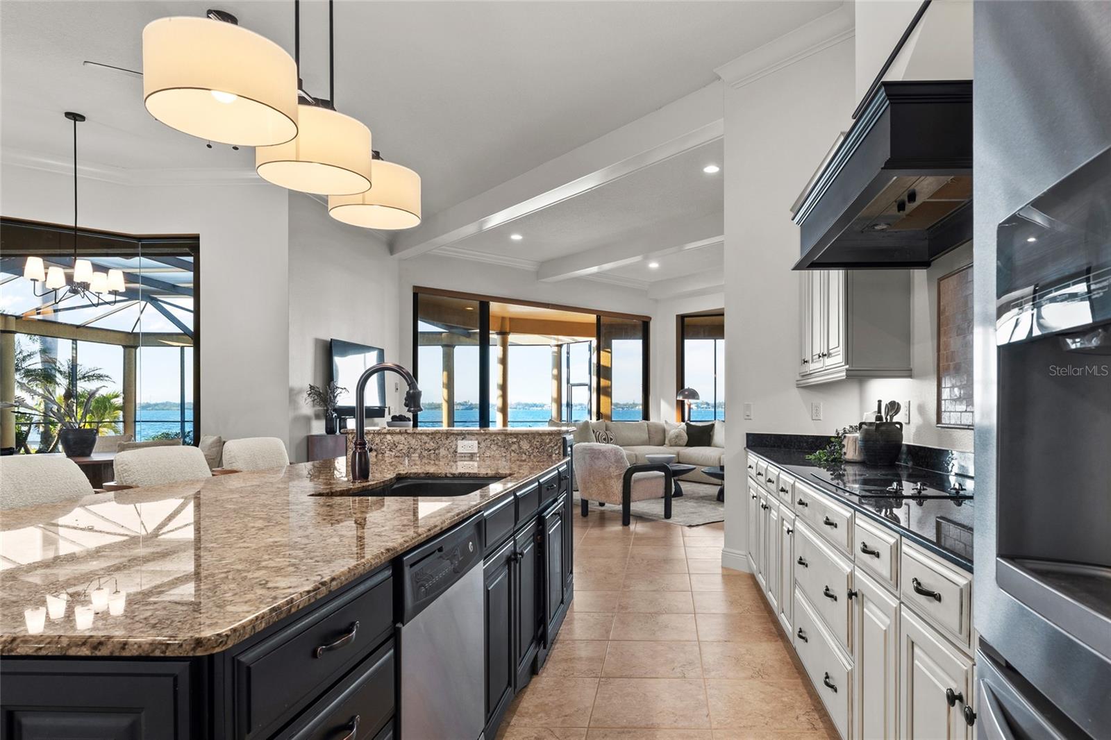 HAWK ISLAND - Residential