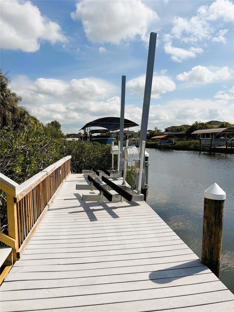 HAWK ISLAND - Residential