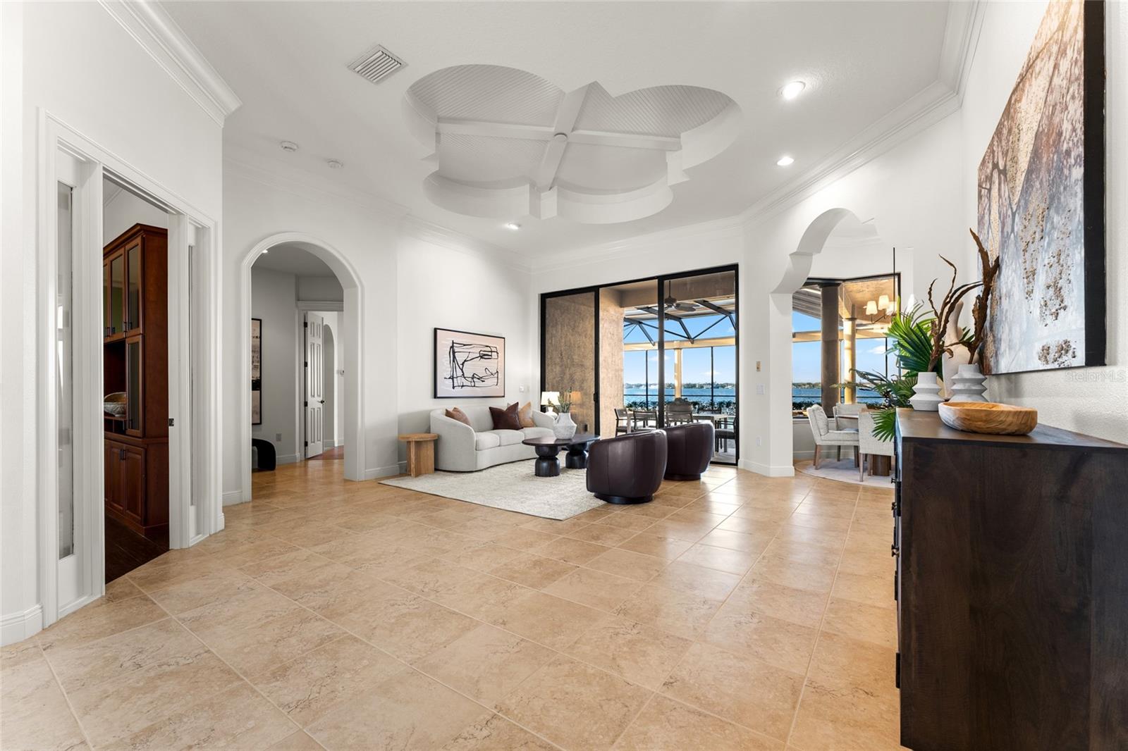 HAWK ISLAND - Residential