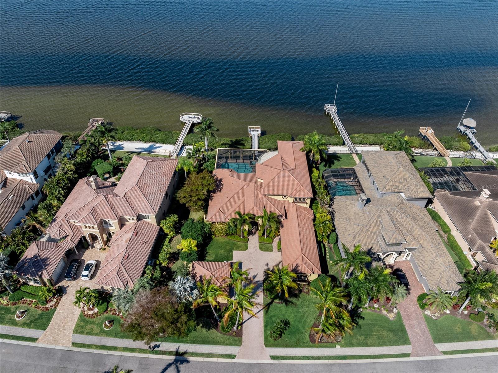 HAWK ISLAND - Residential