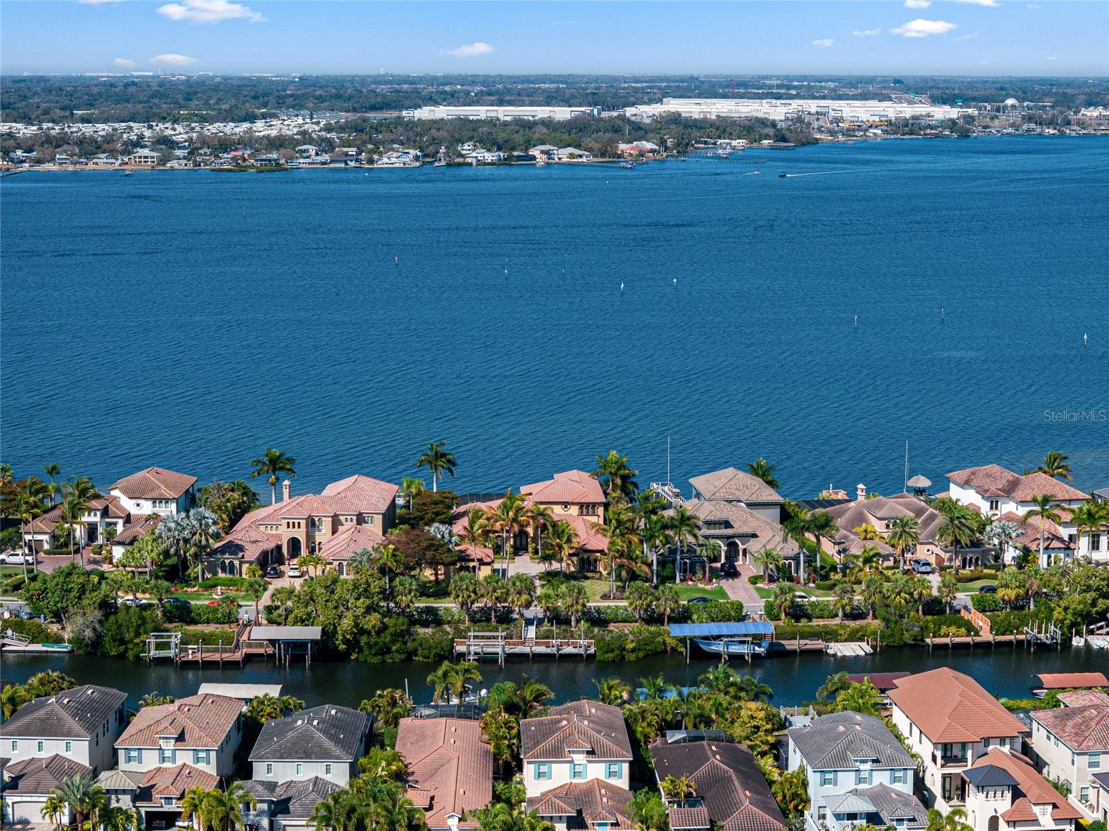 HAWK ISLAND - Residential