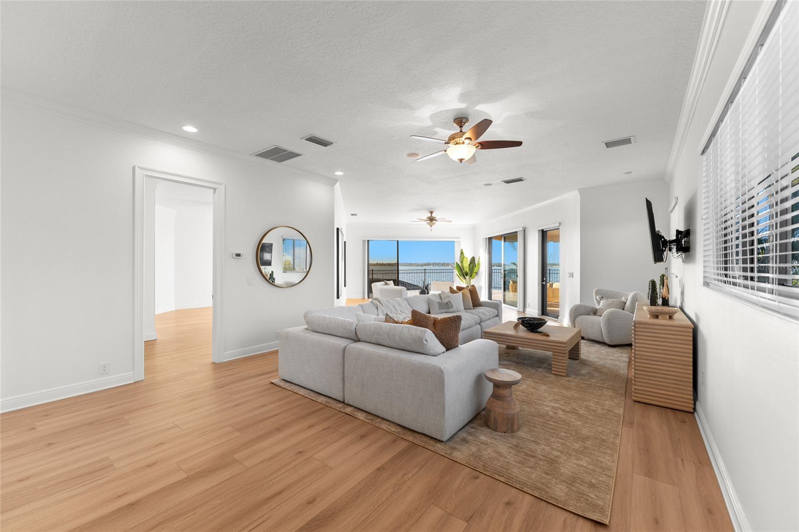 HAWK ISLAND - Residential