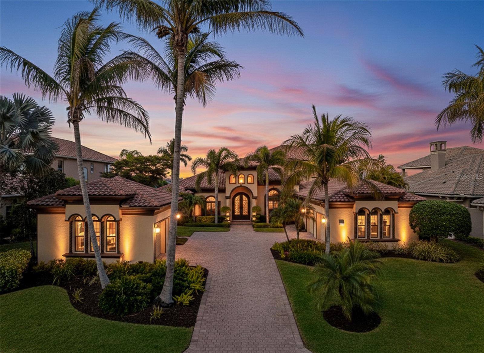 HAWK ISLAND - Residential