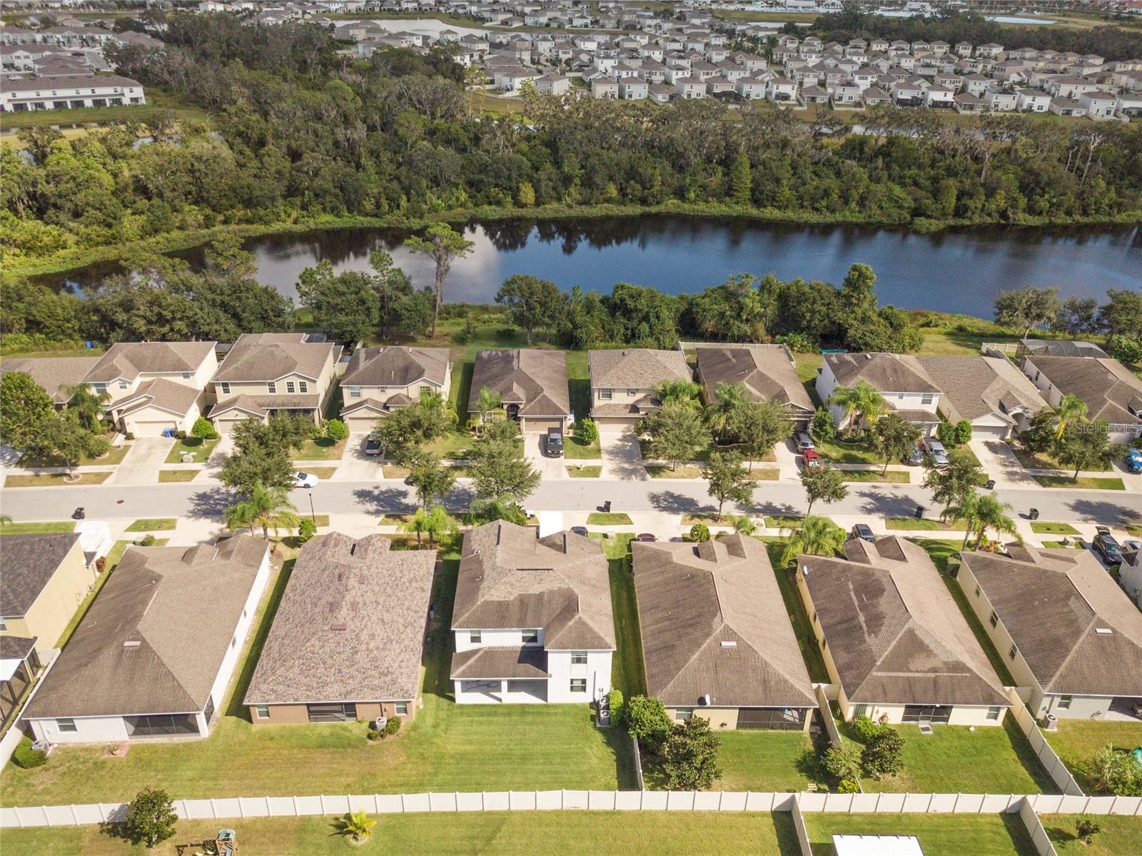 VISTA PALMS - Residential