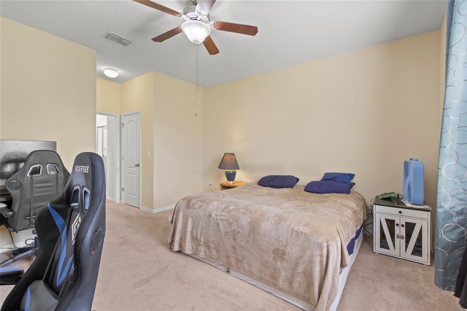 VISTA PALMS - Residential