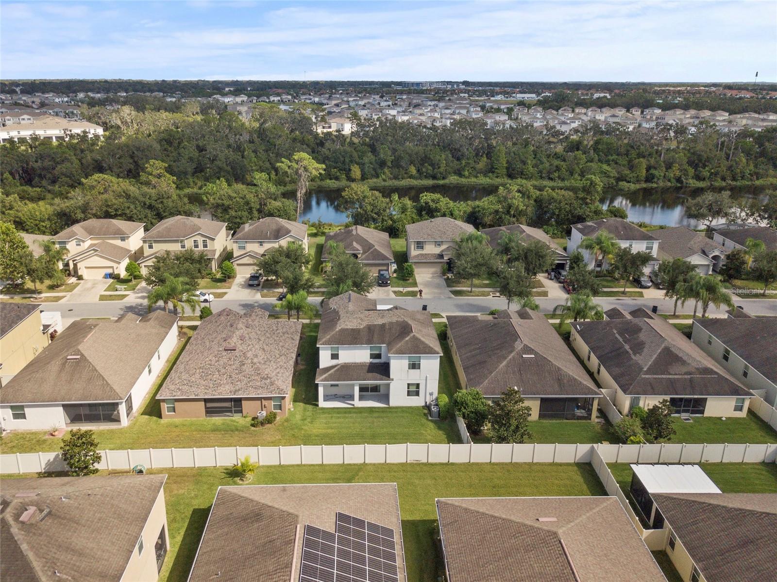 VISTA PALMS - Residential