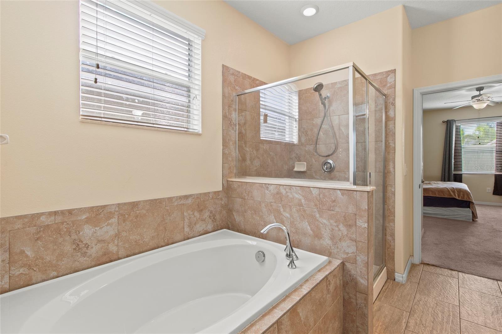 VISTA PALMS - Residential