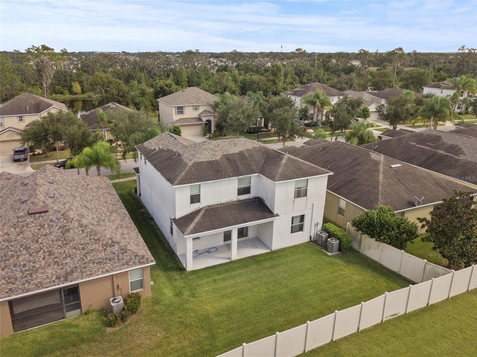 VISTA PALMS - Residential