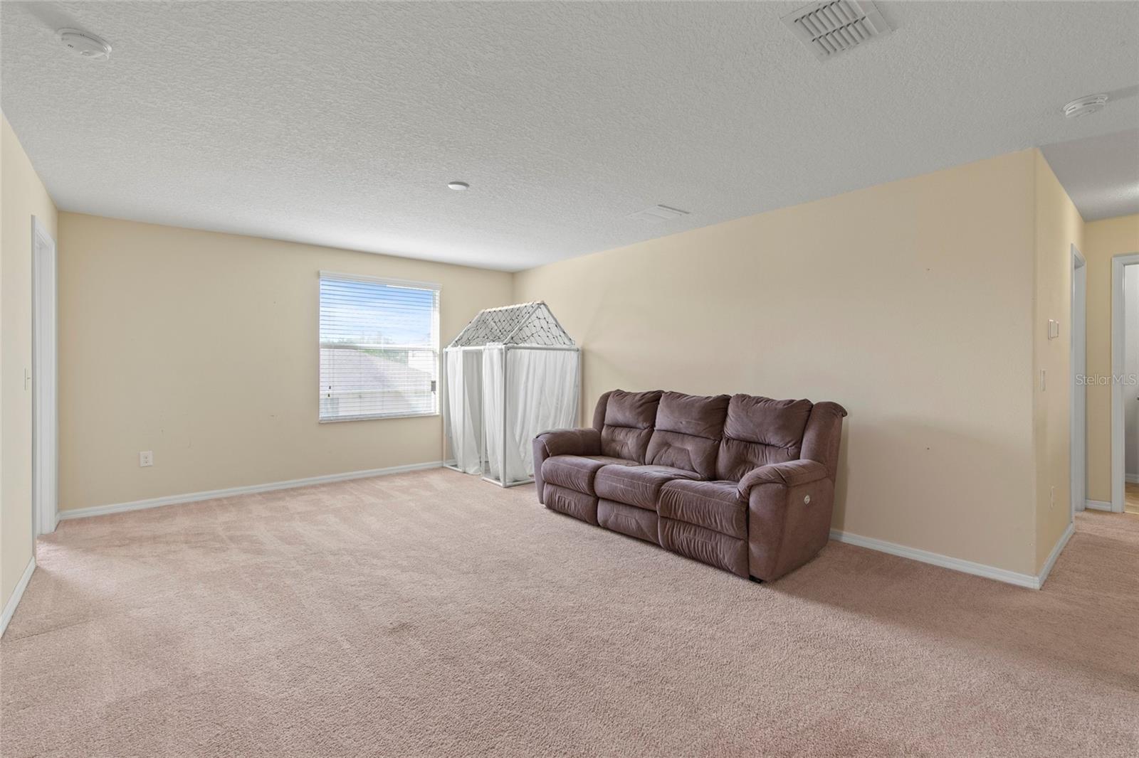 VISTA PALMS - Residential
