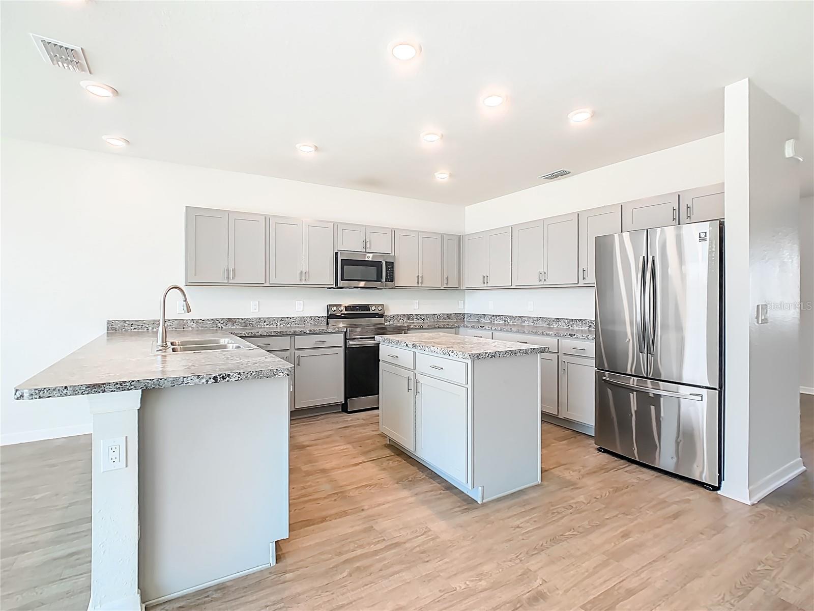 VILLAMAR PH 2A - Residential