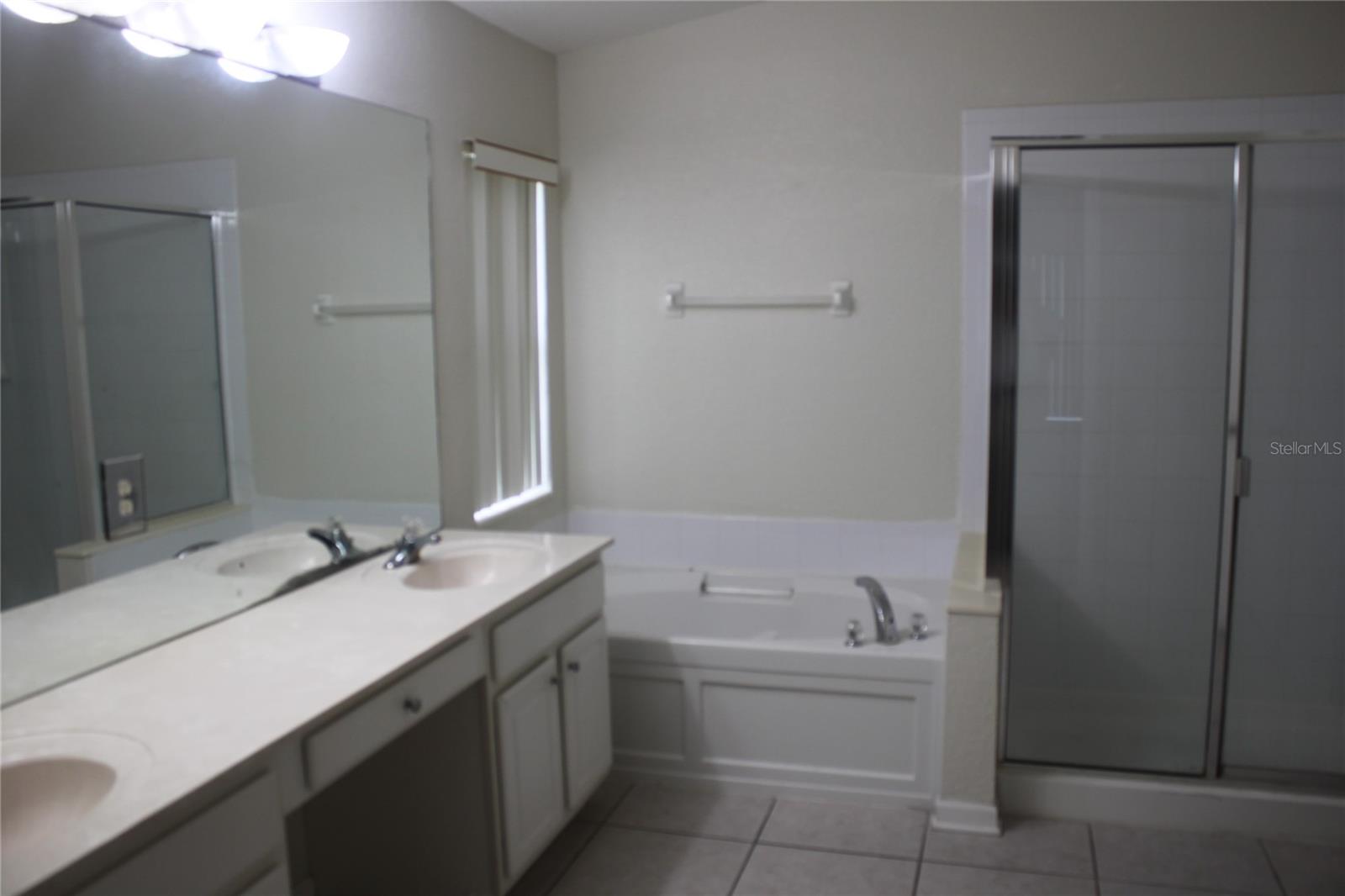 OAK HAMMOCK PRESERVE UN 1 - Residential Lease