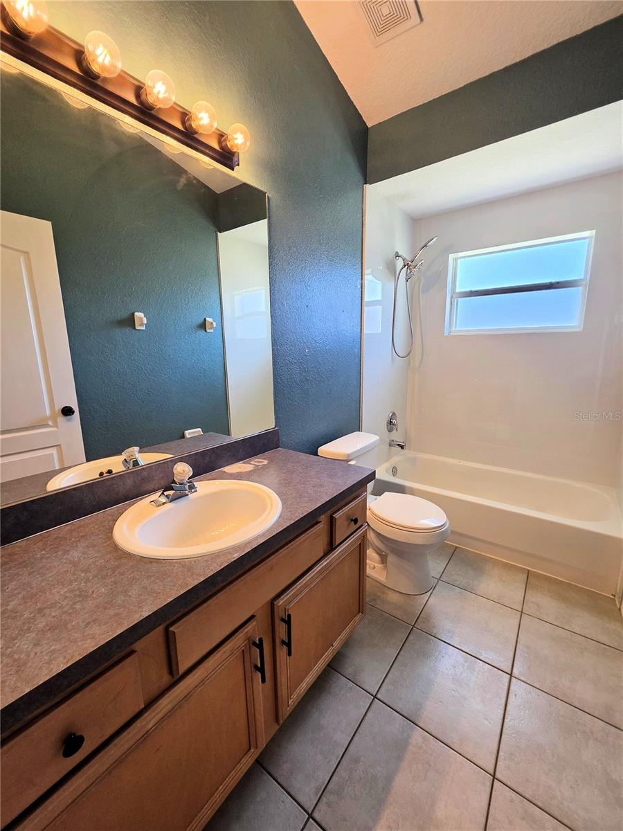 ORANGE COVE - Residential Lease