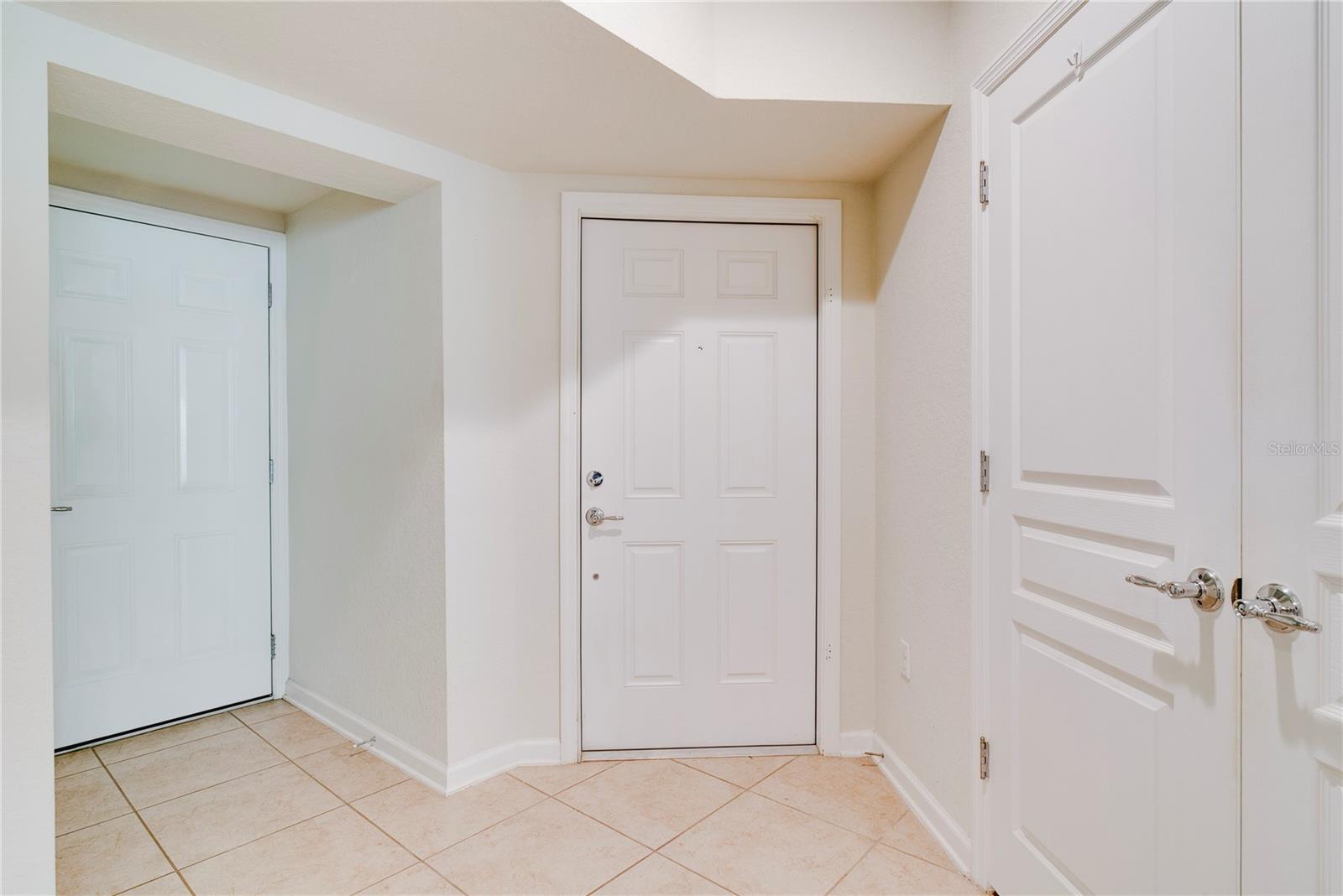 PROMENADES AT BELLATRAE CONDO PH 25 BLDG 48 - Residential