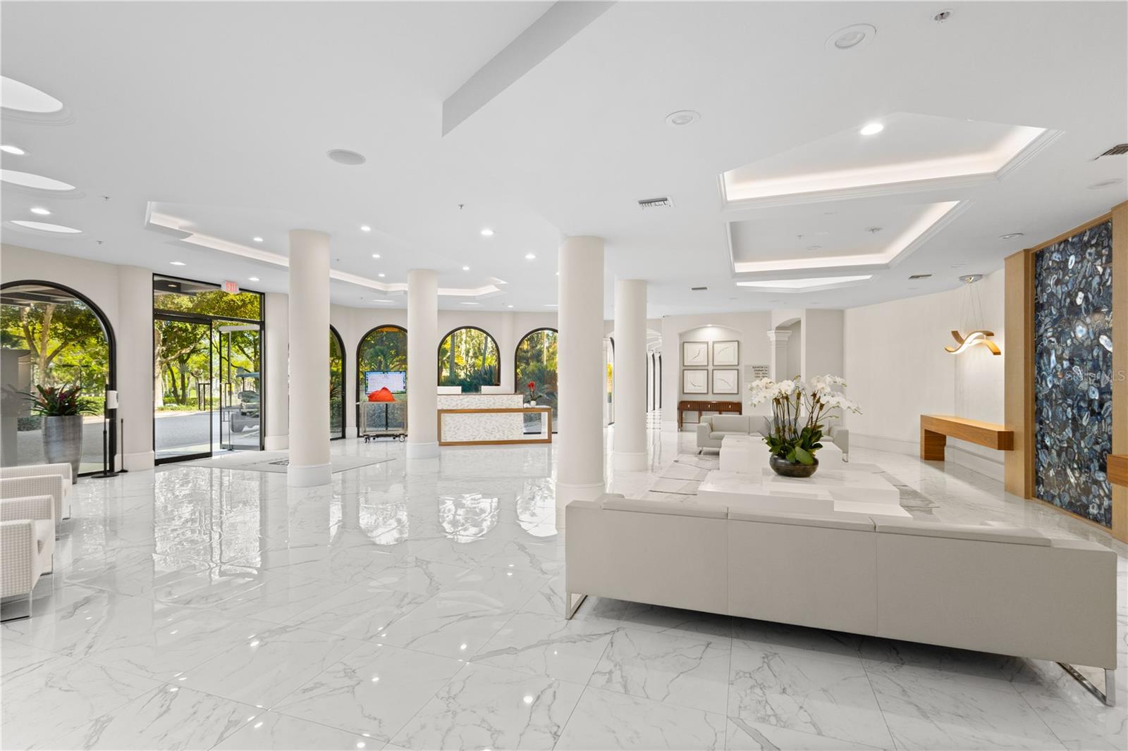 L AMBIANCE 1 - Residential