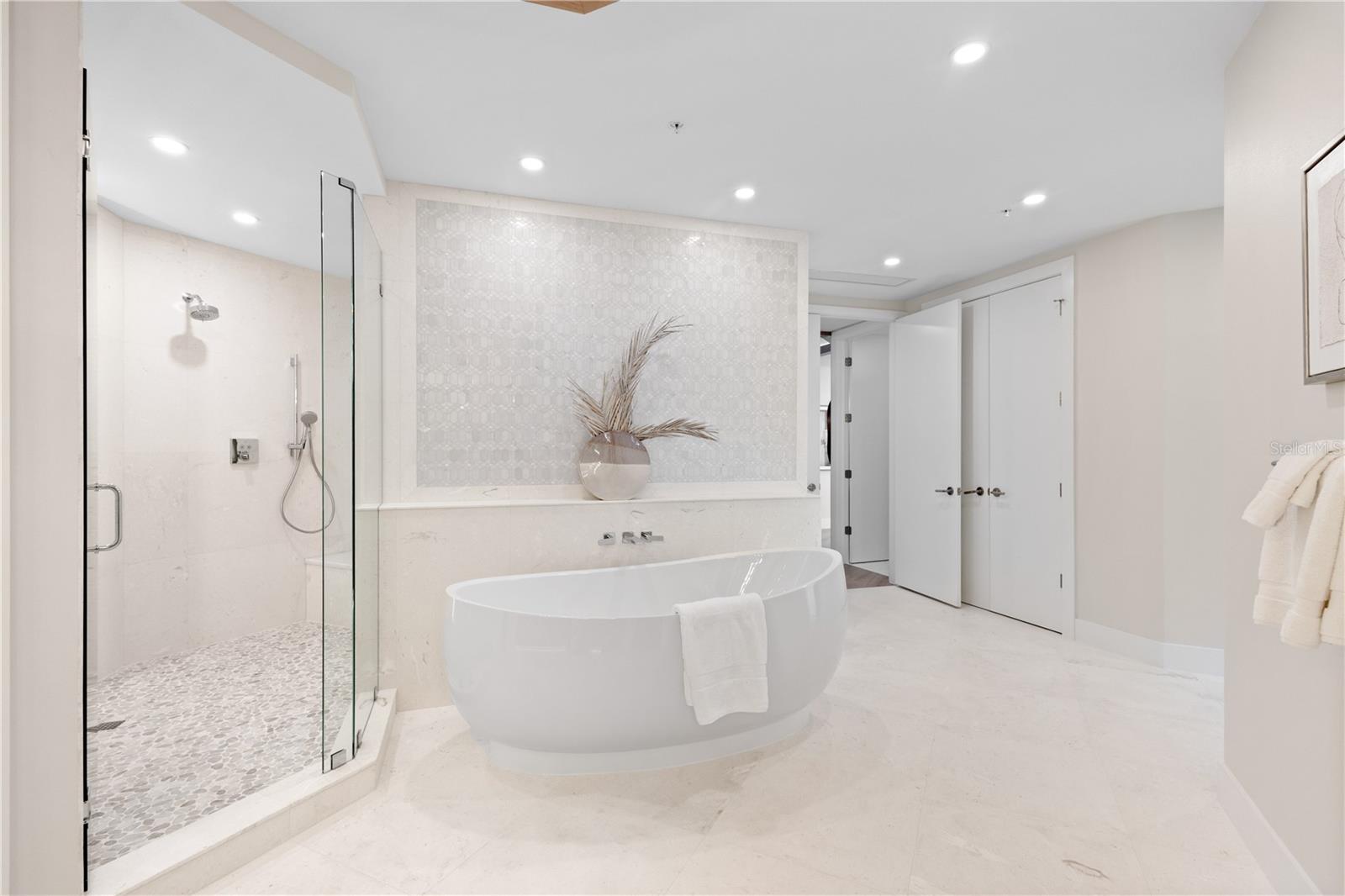 L AMBIANCE 1 - Residential