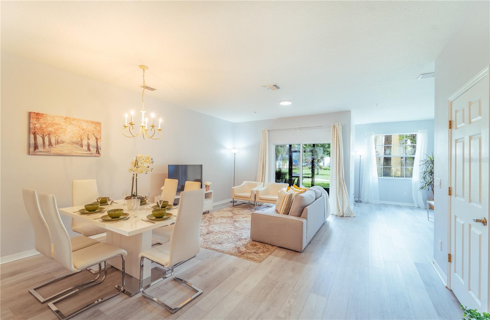 OAKWATER CONDO PH 2-6 - Residential Lease