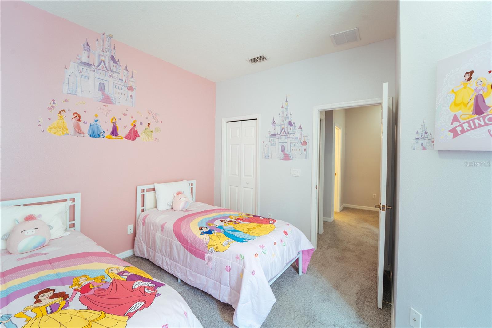 OAKWATER CONDO PH 2-6 - Residential Lease