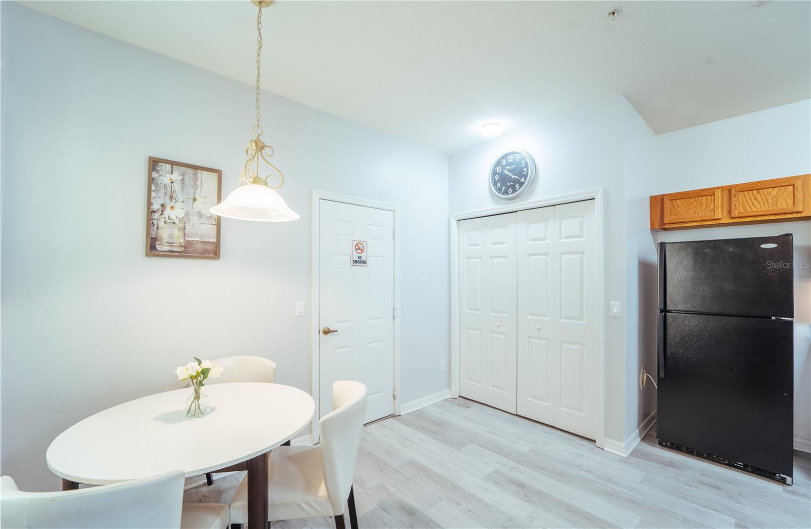 OAKWATER CONDO PH 2-6 - Residential Lease