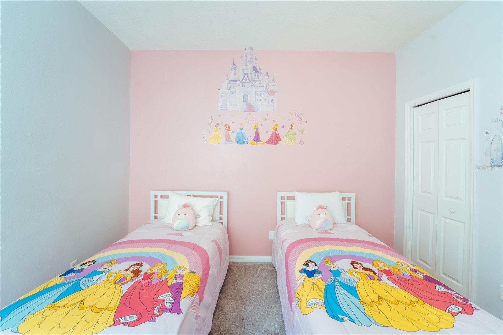 OAKWATER CONDO PH 2-6 - Residential Lease