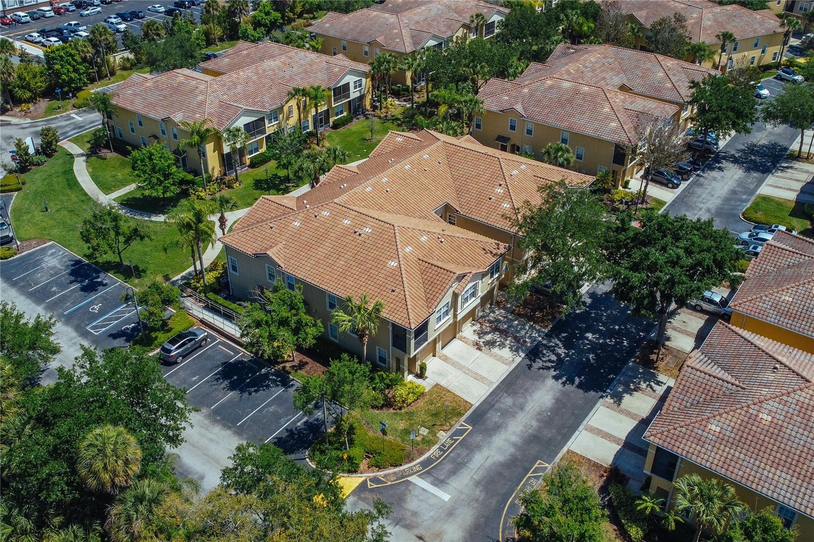 OAKWATER CONDO PH 2-6 - Residential Lease