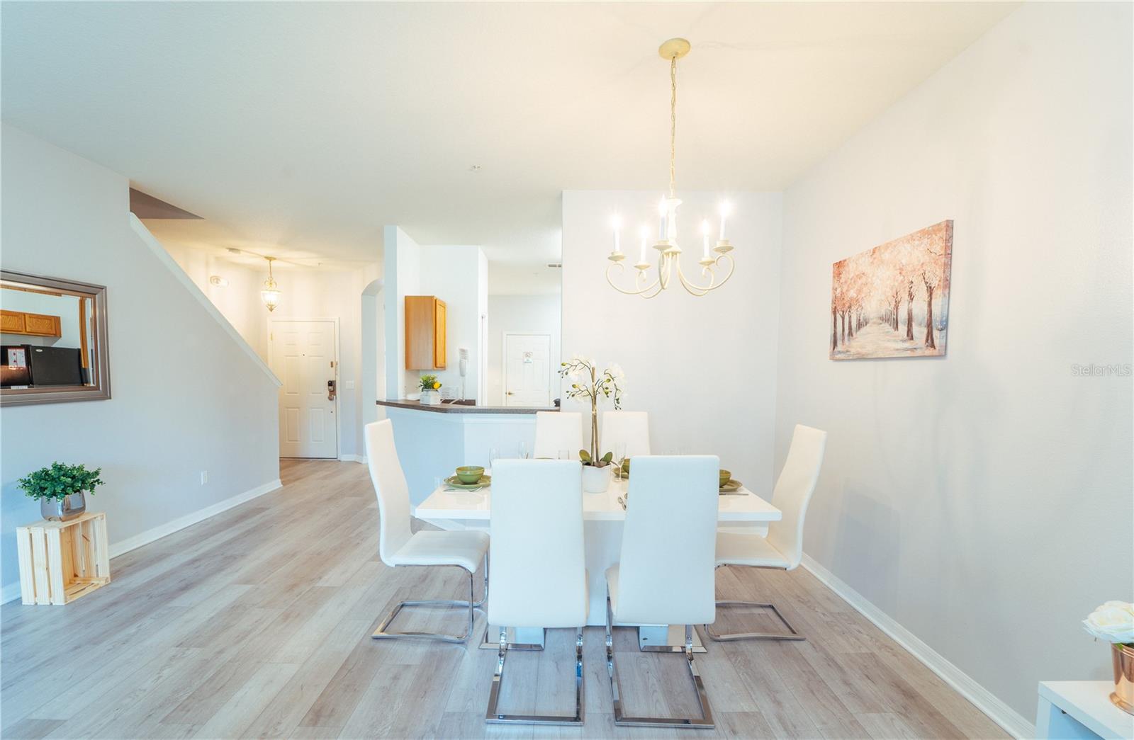 OAKWATER CONDO PH 2-6 - Residential Lease