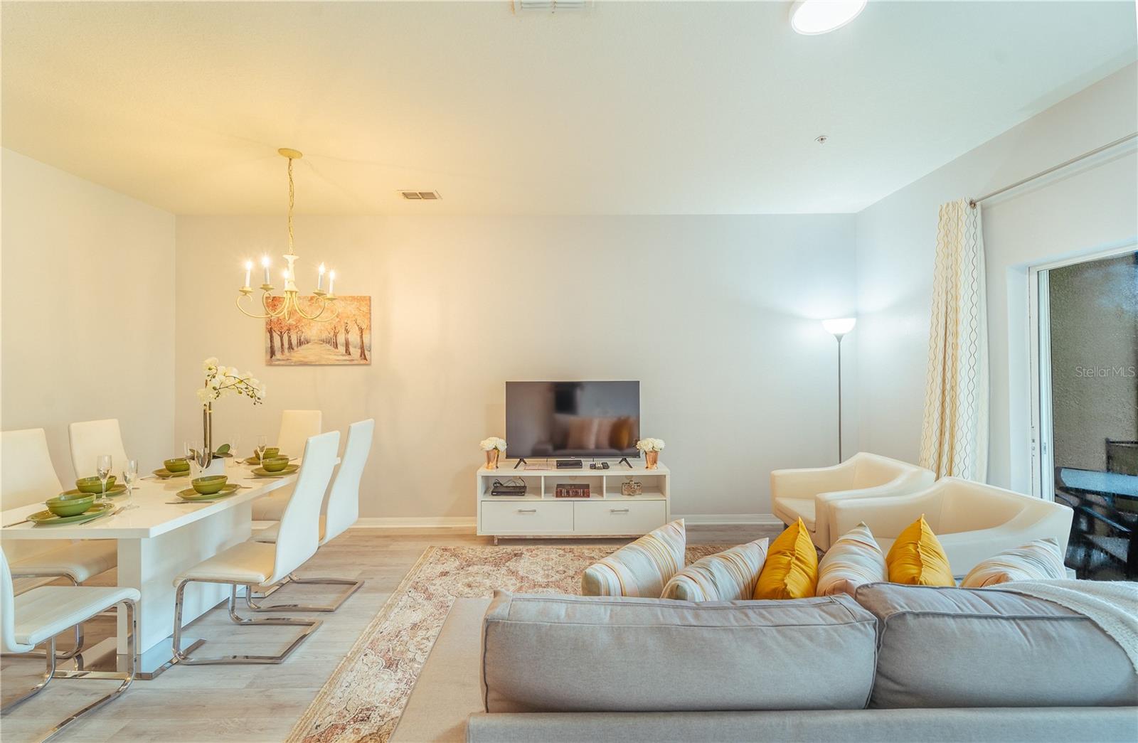 OAKWATER CONDO PH 2-6 - Residential Lease