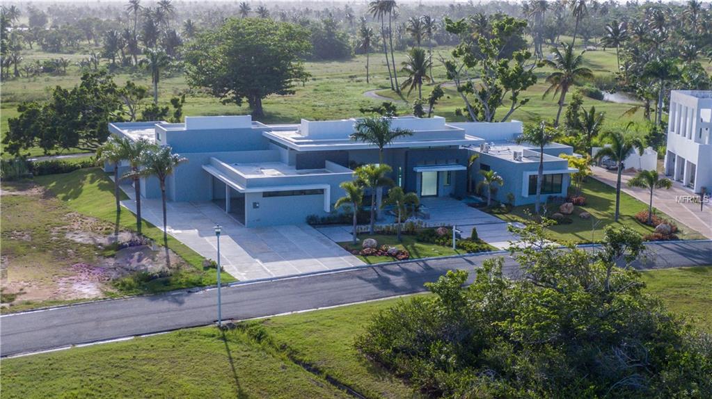 DORADO COUNTRY ESTATES - Residential