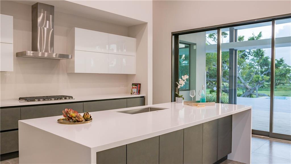 DORADO COUNTRY ESTATES - Residential