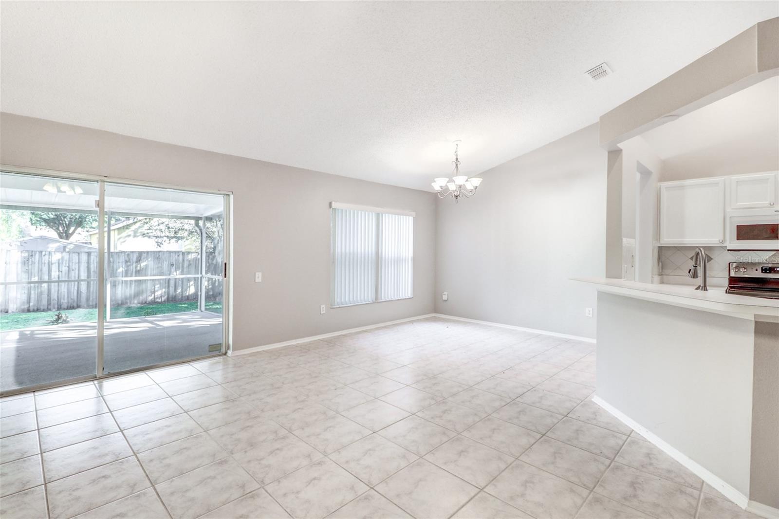 QUAIL HOLLOW VILLAGE - Residential Lease