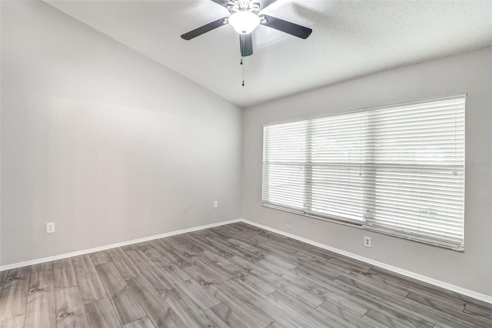 QUAIL HOLLOW VILLAGE - Residential Lease