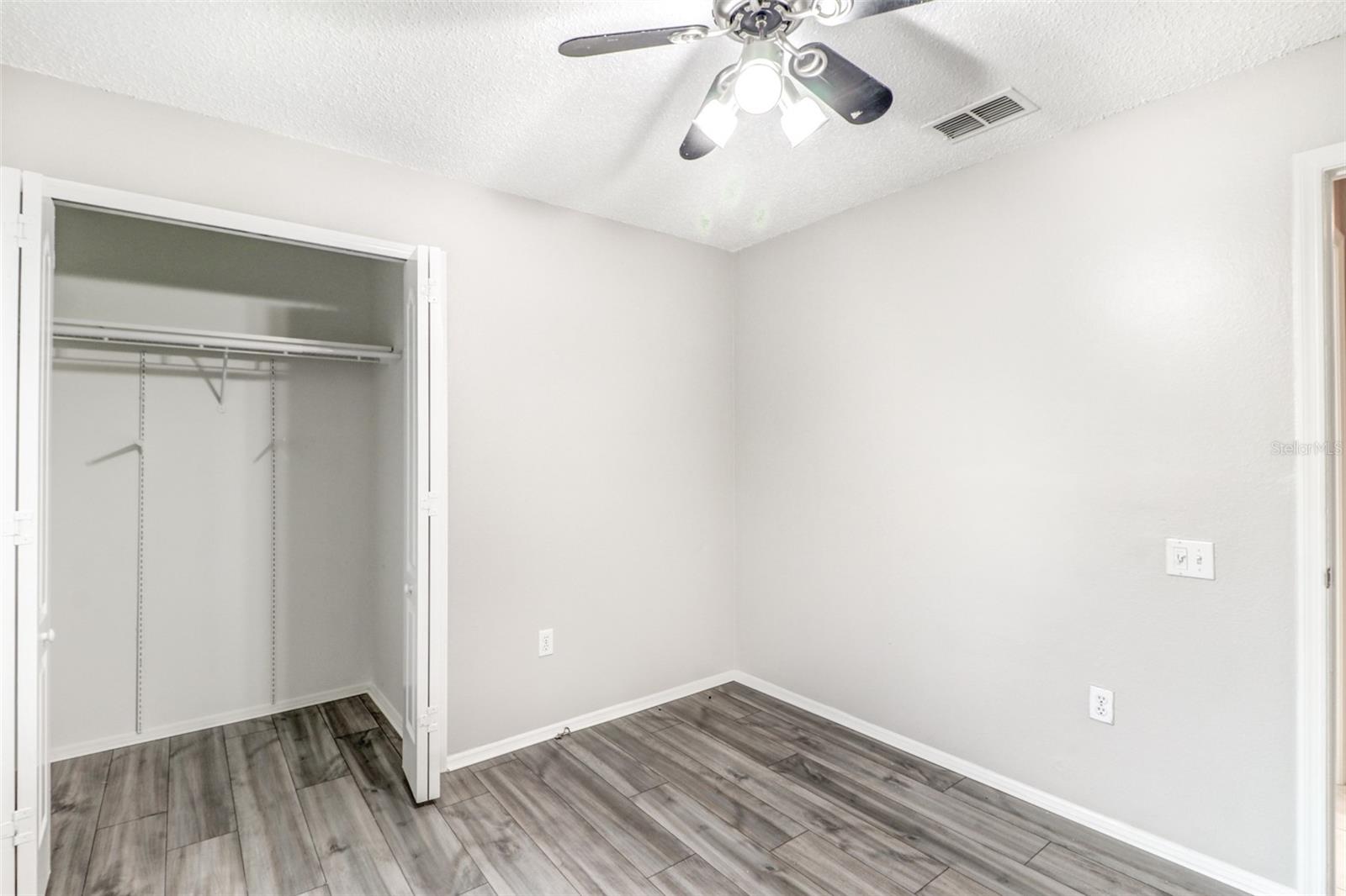 QUAIL HOLLOW VILLAGE - Residential Lease